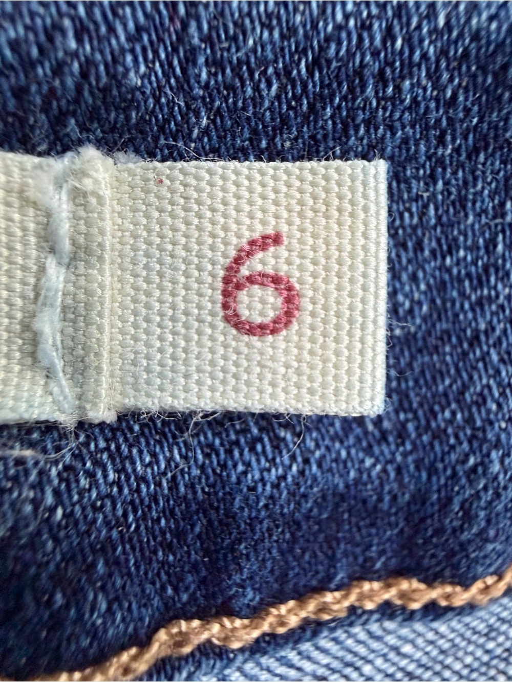 Levi's Women's Classic Straight Leg Jeans Size 6 - Picture 9 of 11